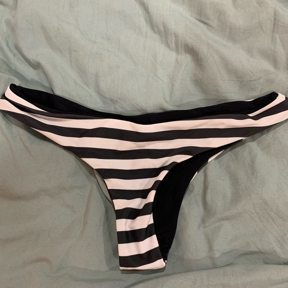 OG black Moana bottoms